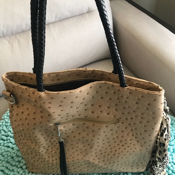 LEATHER COMFORTABLY BAG 👛🔥 - Picture 2 of 4